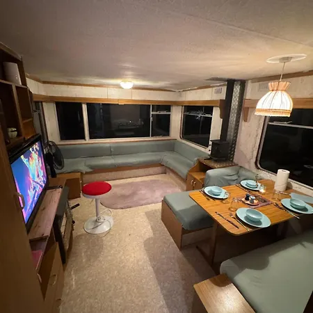 Mobilhomme Prive Dans Son Jus 2 Etoiles * Le Plessis-Lastelle